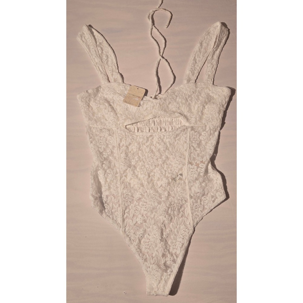 Intimately‎ Free People Bodysuit White Floral Lace Cutout Shirred Back M
